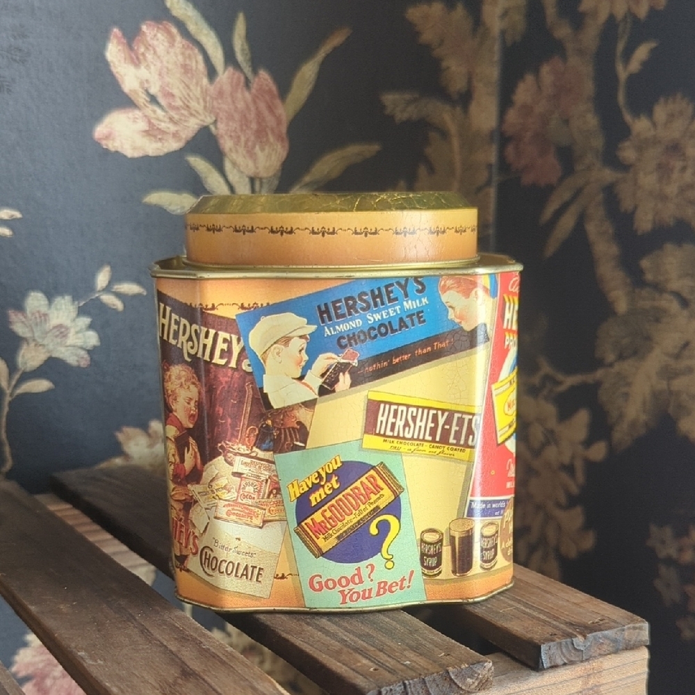 1995 Hershey's Vintage Edition #3 Collectible Tin Made in England